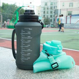 Collapsible silicone water bottle 2L wholesale
