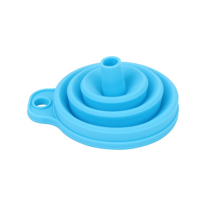 Customizable mini foldable silicone funnel for mess free pouring