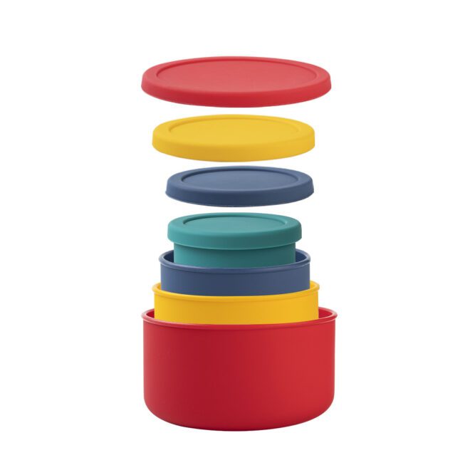 Space saving round silicone container for organized storage