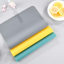 Customized silicone placemat thickened anti-scalding heat insulation pad