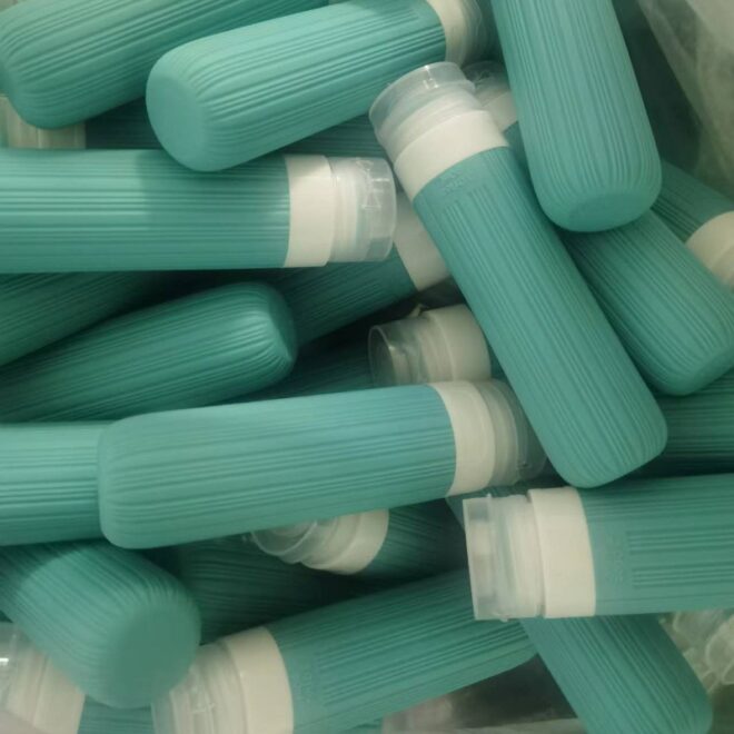 silicone travel bottles1